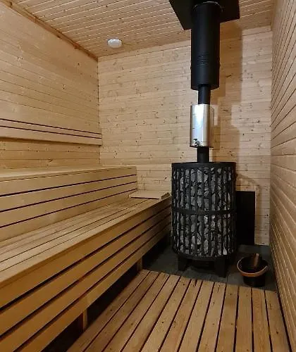 Finska Roubenka Pro Hosty * Pleteny Ujezd